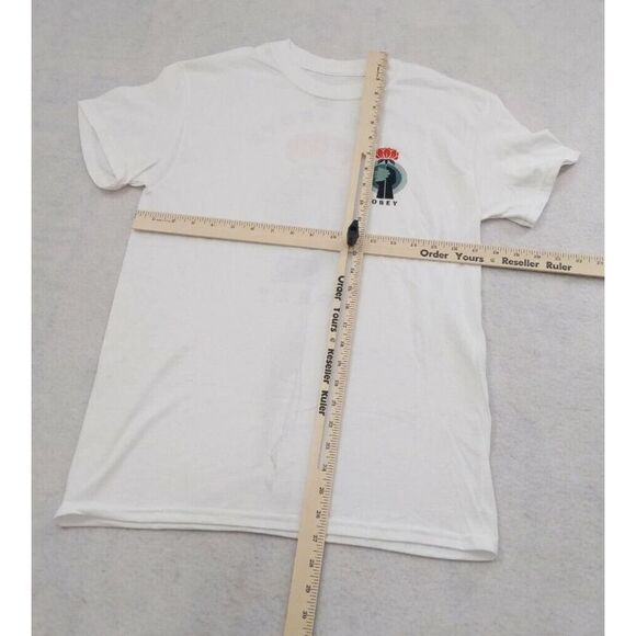 Obey Men's T-Shirt Rise Above Flower Fist White Size S Shepard Fairey - Picture 5 of 7